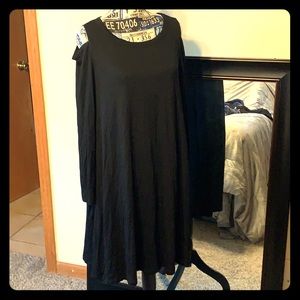 Gap cold shoulder black dress——NWT